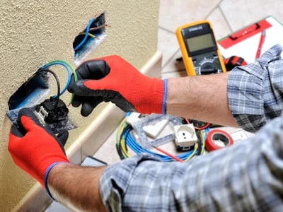 VDE Prüfung – Die DGUV Vorschrift 3 verständlich erklärt
