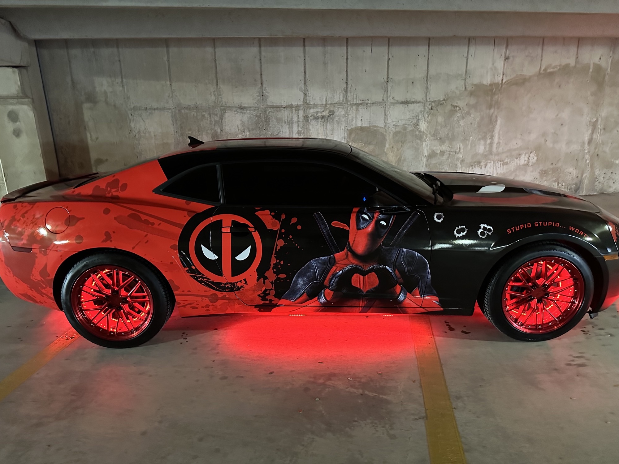 Kosten Auto Komplett Folieren: Erfahren Sie, wie viel es kostet, Ihr Auto komplett im Anime-Stil zu folieren!