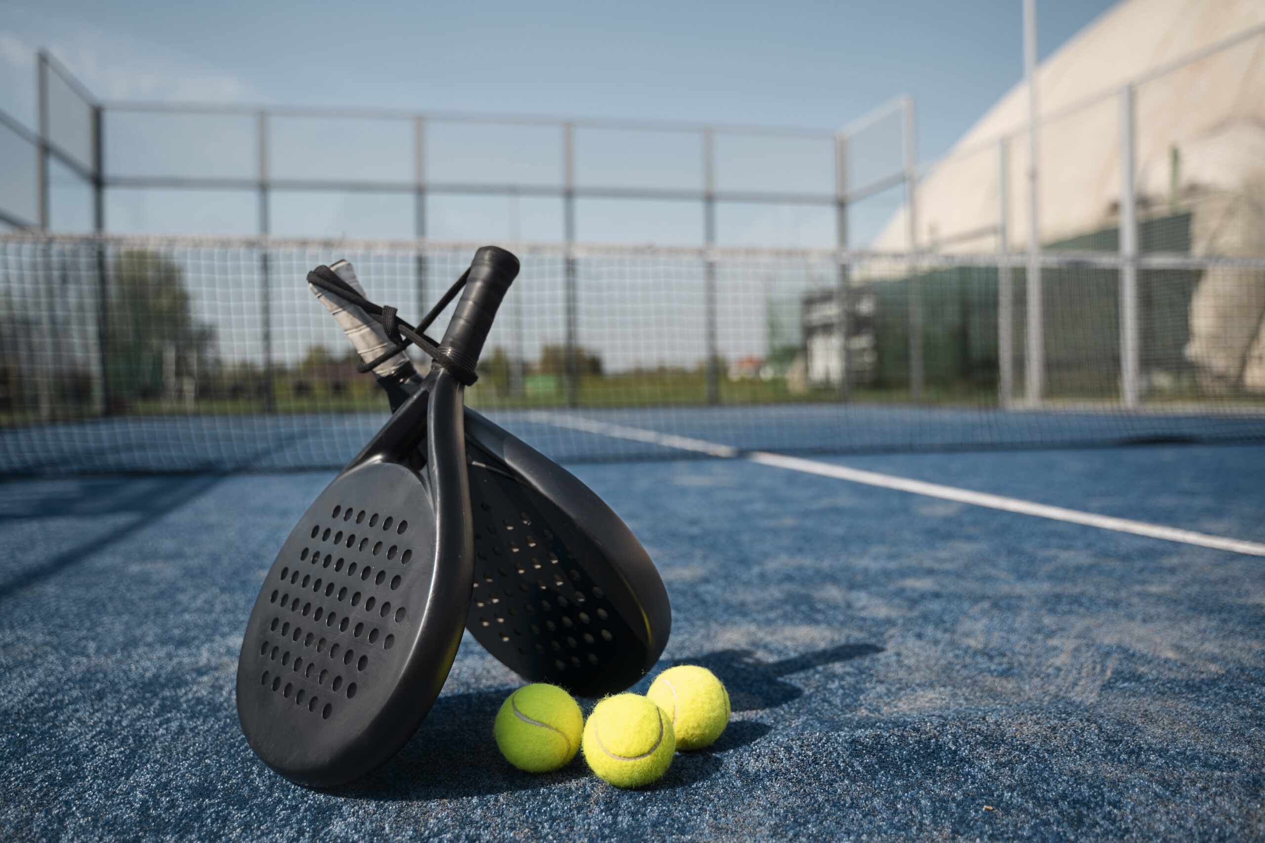 Profi Padel Schläger: Finde den besten Padelschläger für dein Spiel mit Power, Kontrolle & Top-Marken wie Wilson – jetzt sicher kaufen bei Padel Profi Deutschland!